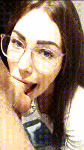 Get a Blowjob from a Hot Chick in Glasses'