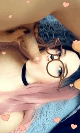 Amateur Blowjob Facefilter: Pink Hair, Glasses, and a Tongue'